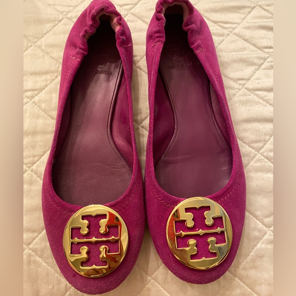 Tory Burch Reva Suede Logo Ballerina Flat, Fuchsia